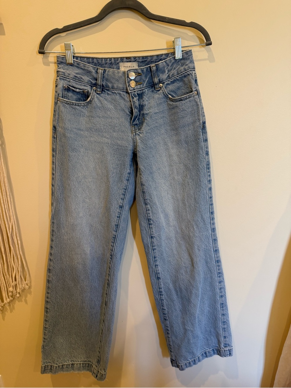 Light Wash low rise straight leg pant
